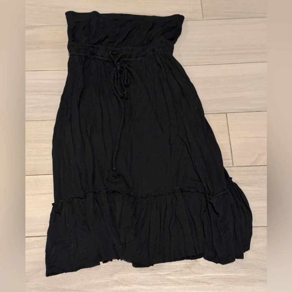 21 Elegant Black Women's strapless DRESS SMALL pit to pit 13in length 30in